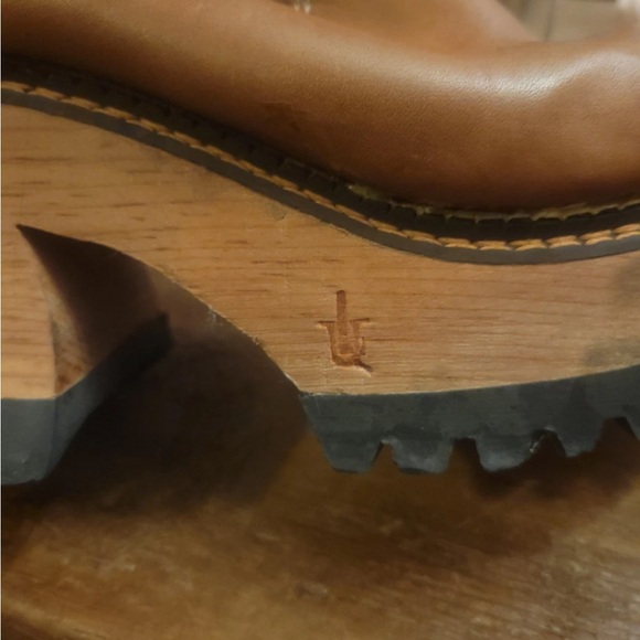 Rare vintage London Underground Tan Leather Platform Clogs - Picture 8 of 8